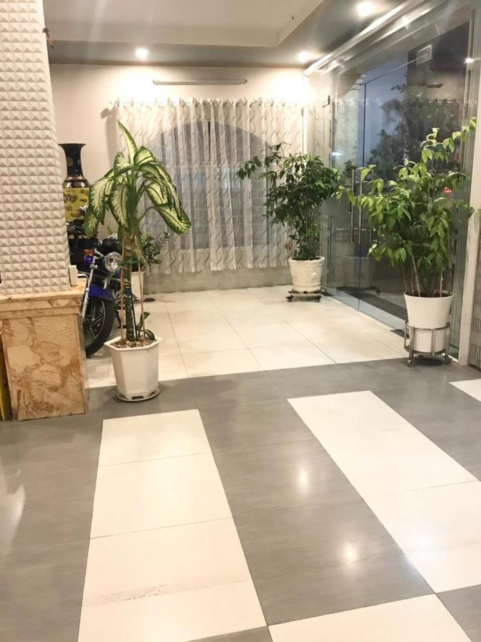 Huyen Tran Hotel Can Tho Exterior foto